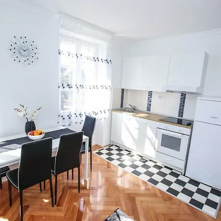 Old Town Apartment