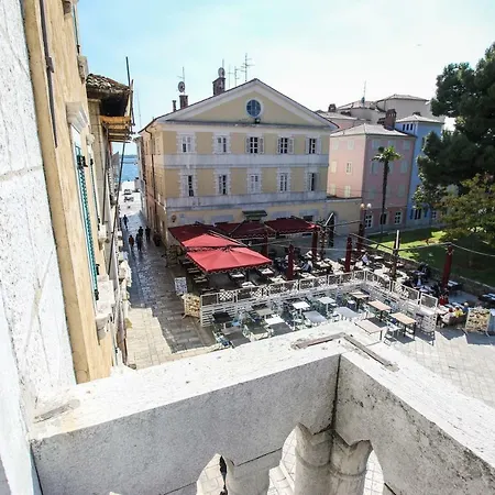 Daire Old Town *